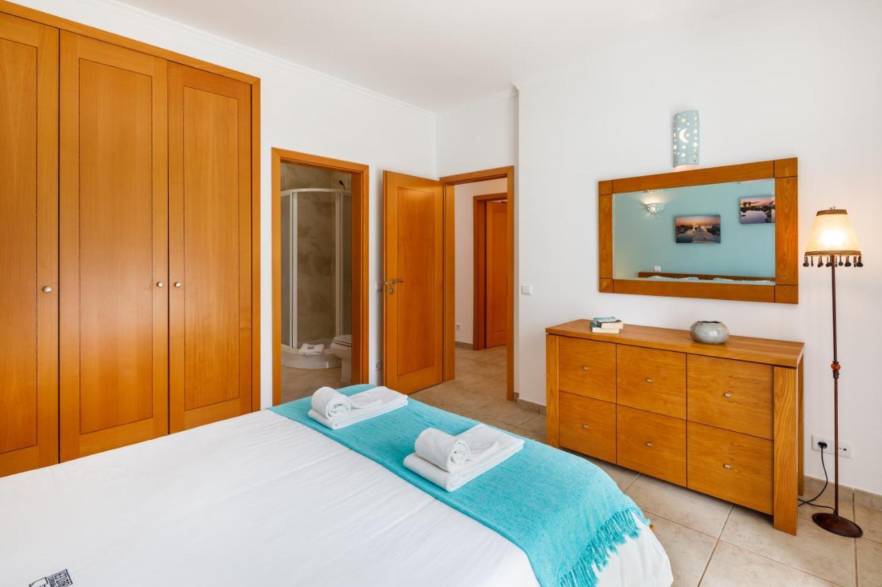 Falesia Beach Villa By The Portuguese Butler オーリョス・デ・アーグァ エクステリア 写真