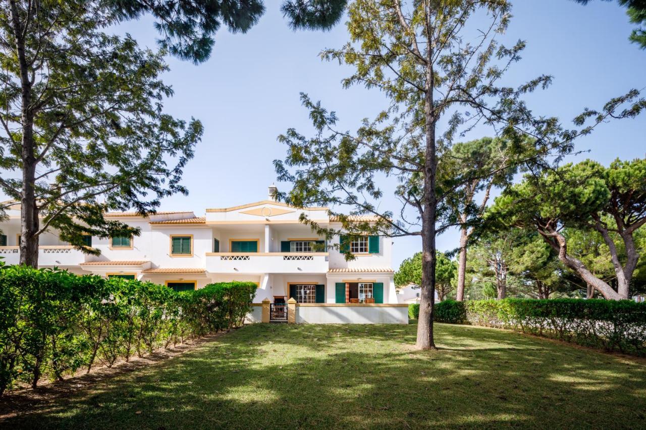Falesia Beach Villa By The Portuguese Butler オーリョス・デ・アーグァ エクステリア 写真