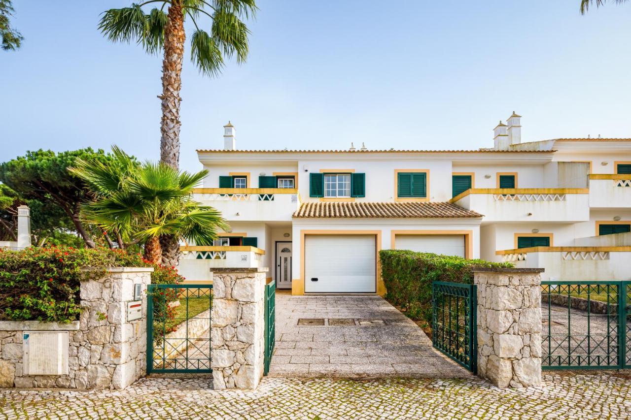 Falesia Beach Villa By The Portuguese Butler オーリョス・デ・アーグァ エクステリア 写真