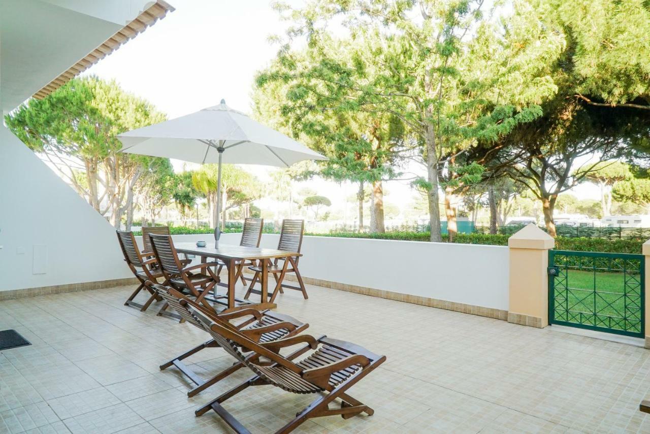 Falesia Beach Villa By The Portuguese Butler オーリョス・デ・アーグァ エクステリア 写真
